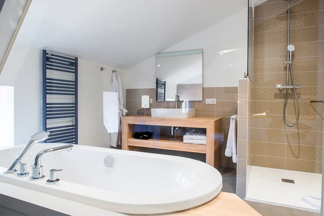Hôtel Le Tilia, réalisation MZ Bois et Compagnie — vue 2